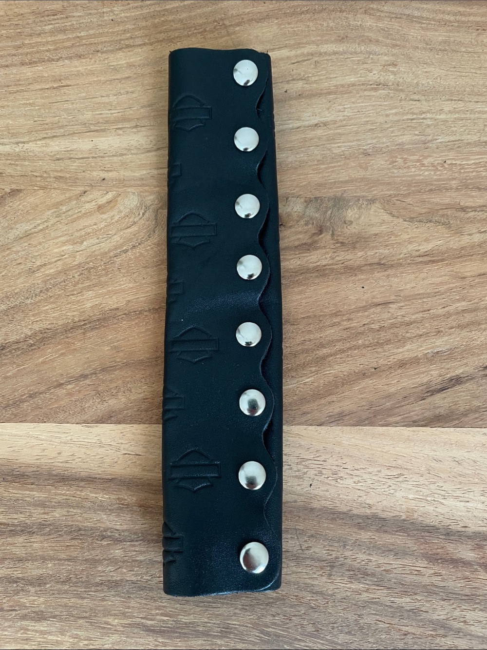 HARLEY DAVIDSON Black Leather Snap Hair Accessorie with Silver Rivets